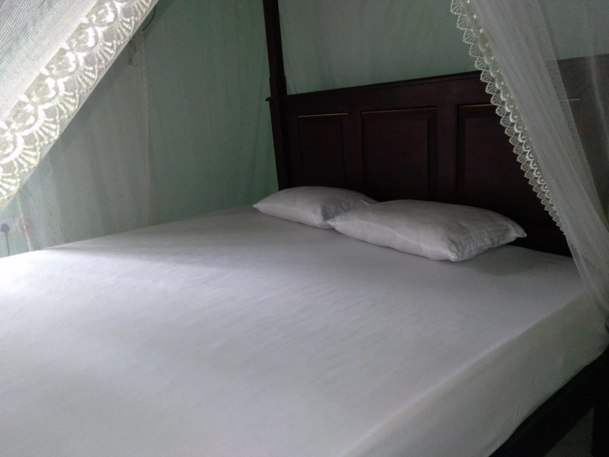 Jasmin Homestay Marakolliya Tangalle Buitenkant foto